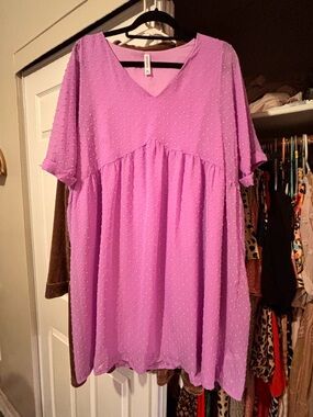Soft Lavender V-Neck Midi Dress